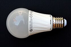 Philips 9W LED Ampul
